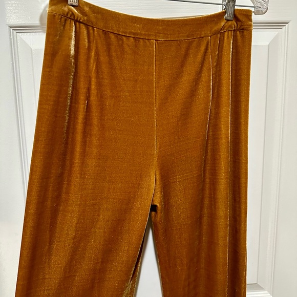 Hansen & Gretel Honey Mustard Velvet Flared Trousers - Picture 12 of 16